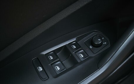 Volkswagen Jetta VII, 2019 год, 1 749 000 рублей, 26 фотография