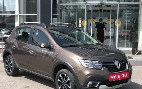 Renault Sandero II рестайлинг, 2018 год, 1 250 000 рублей, 3 фотография