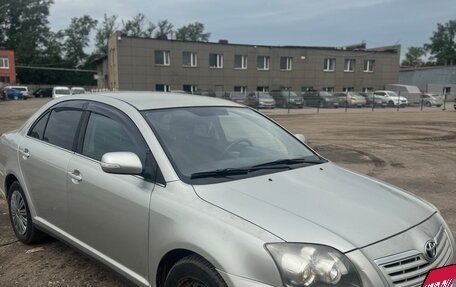 Toyota Avensis III рестайлинг, 2006 год, 550 000 рублей, 2 фотография