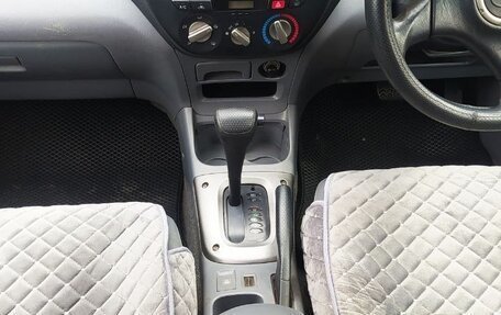 Toyota RAV4, 2002 год, 900 000 рублей, 7 фотография