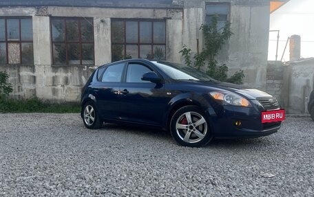 KIA cee'd I рестайлинг, 2008 год, 645 000 рублей, 2 фотография
