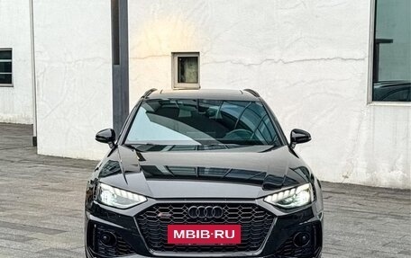 Audi RS 4, 2022 год, 6 990 000 рублей, 2 фотография