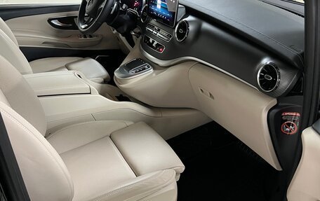 Mercedes-Benz V-Класс, 2022 год, 11 700 000 рублей, 6 фотография