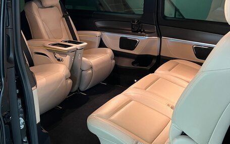 Mercedes-Benz V-Класс, 2022 год, 11 700 000 рублей, 10 фотография