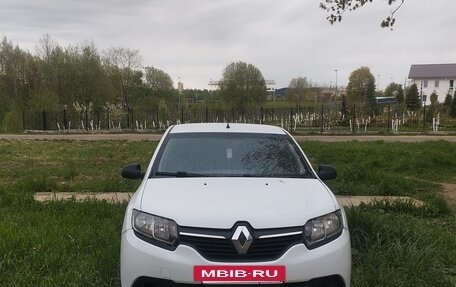 Renault Logan II, 2018 год, 430 000 рублей, 3 фотография
