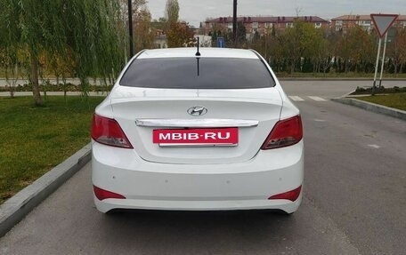 Hyundai Solaris II рестайлинг, 2014 год, 700 000 рублей, 2 фотография