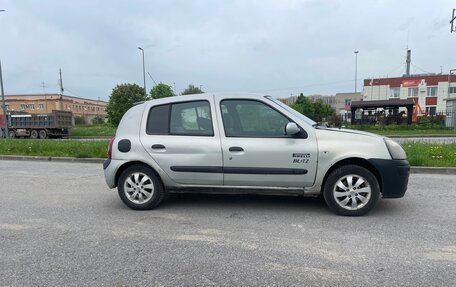 Renault Clio III, 2003 год, 160 000 рублей, 3 фотография