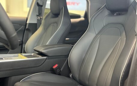 Chery Tiggo 4 I рестайлинг, 2025 год, 2 420 000 рублей, 18 фотография