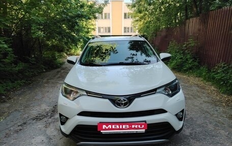 Toyota RAV4, 2017 год, 2 490 000 рублей, 5 фотография