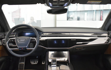 Audi S8, 2021 год, 11 760 000 рублей, 9 фотография