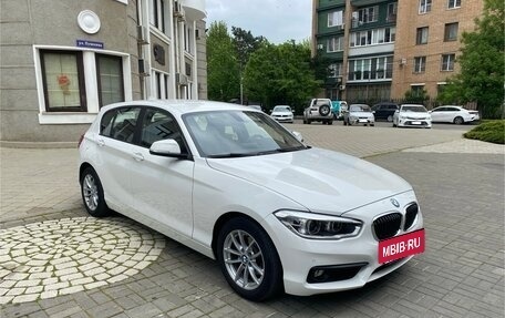 BMW 1 серия, 2016 год, 2 150 000 рублей, 2 фотография