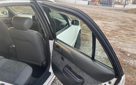 Toyota Sprinter Carib III, 1998 год, 350 000 рублей, 2 фотография