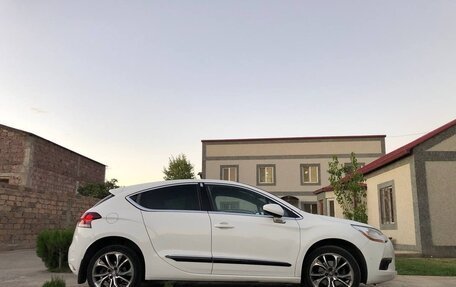 Citroen DS4, 2012 год, 739 000 рублей, 2 фотография