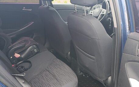 Hyundai Solaris II рестайлинг, 2014 год, 950 000 рублей, 5 фотография