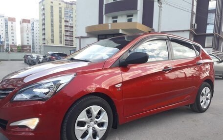 Hyundai Solaris II рестайлинг, 2014 год, 1 070 000 рублей, 3 фотография