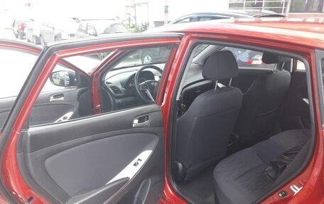 Hyundai Solaris II рестайлинг, 2014 год, 1 070 000 рублей, 12 фотография