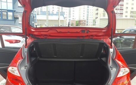 Hyundai Solaris II рестайлинг, 2014 год, 1 070 000 рублей, 13 фотография
