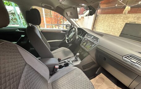 Volkswagen Tiguan II, 2018 год, 2 480 000 рублей, 7 фотография