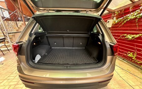 Volkswagen Tiguan II, 2018 год, 2 480 000 рублей, 9 фотография