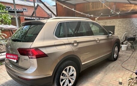 Volkswagen Tiguan II, 2018 год, 2 480 000 рублей, 5 фотография