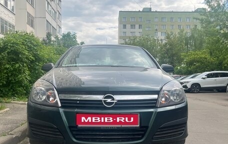 Opel Astra H, 2006 год, 450 000 рублей, 1 фотография
