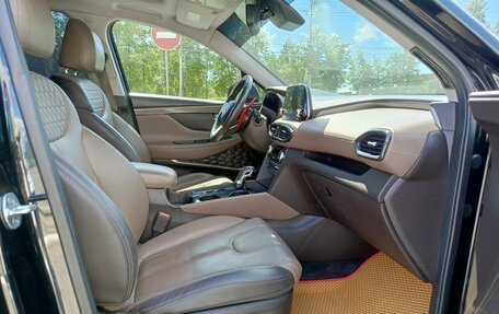 Hyundai Santa Fe IV, 2018 год, 2 600 000 рублей, 13 фотография