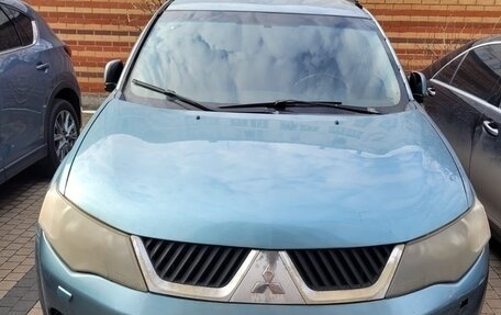 Mitsubishi Outlander III рестайлинг 3, 2008 год, 650 000 рублей, 4 фотография