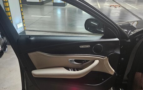 Mercedes-Benz E-Класс, 2019 год, 3 690 000 рублей, 24 фотография