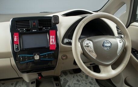 Nissan Leaf I, 2012 год, 699 000 рублей, 12 фотография