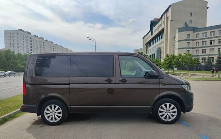 Volkswagen Caravelle T6 рестайлинг, 2019 год, 4 200 000 рублей, 7 фотография