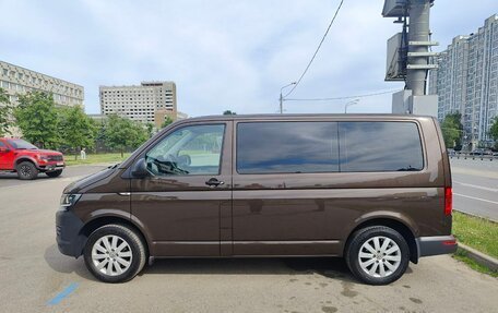 Volkswagen Caravelle T6 рестайлинг, 2019 год, 4 200 000 рублей, 15 фотография