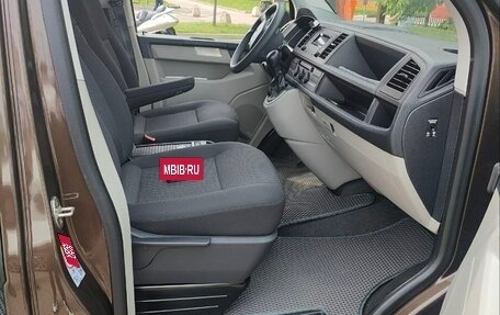 Volkswagen Caravelle T6 рестайлинг, 2019 год, 4 200 000 рублей, 20 фотография