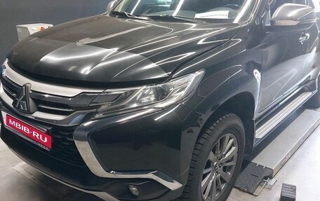 Mitsubishi Pajero Sport III рестайлинг, 2019 год, 2 647 000 рублей, 1 фотография