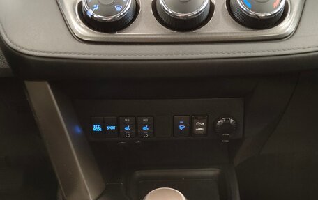 Toyota RAV4, 2013 год, 1 640 000 рублей, 9 фотография