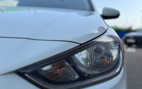 Hyundai Solaris II рестайлинг, 2017 год, 1 030 000 рублей, 3 фотография