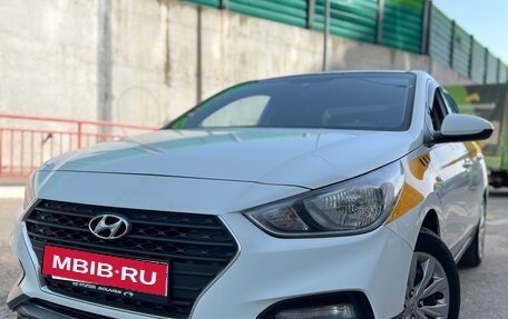 Hyundai Solaris II рестайлинг, 2017 год, 1 030 000 рублей, 2 фотография