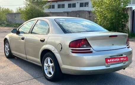 Dodge Stratus II, 2004 год, 240 000 рублей, 8 фотография