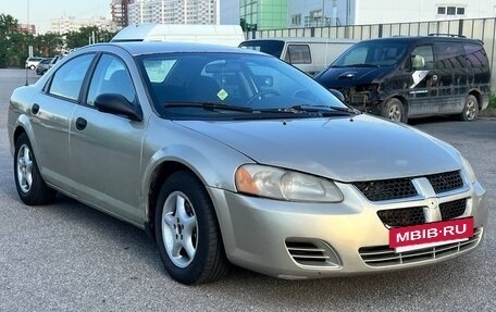 Dodge Stratus II, 2004 год, 240 000 рублей, 3 фотография