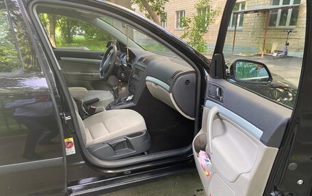Skoda Octavia, 2008 год, 1 000 000 рублей, 12 фотография
