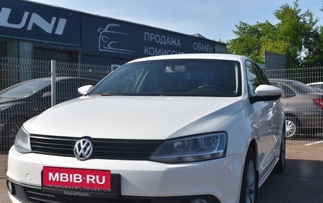 Volkswagen Jetta VI, 2012 год, 950 000 рублей, 1 фотография