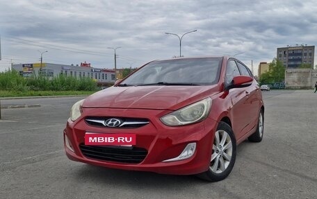 Hyundai Solaris II рестайлинг, 2011 год, 659 000 рублей, 1 фотография