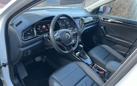 Volkswagen T-Roc I, 2021 год, 2 400 000 рублей, 4 фотография