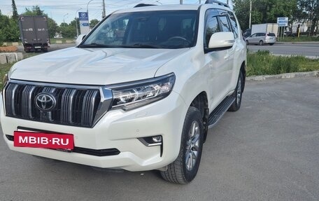 Toyota Land Cruiser Prado 150 рестайлинг 2, 2018 год, 4 800 000 рублей, 8 фотография