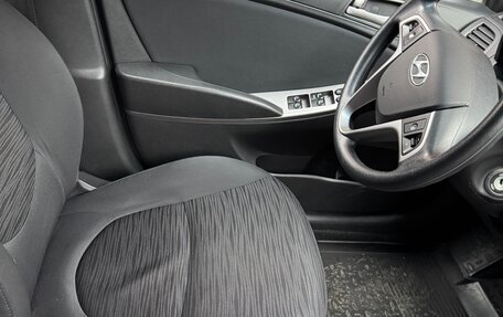 Hyundai Solaris II рестайлинг, 2014 год, 1 127 000 рублей, 11 фотография