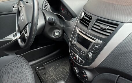 Hyundai Solaris II рестайлинг, 2014 год, 1 127 000 рублей, 10 фотография