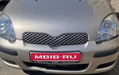 Toyota Yaris I рестайлинг, 2003 год, 270 000 рублей, 3 фотография