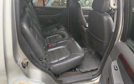 Ford Explorer III, 2005 год, 780 000 рублей, 7 фотография