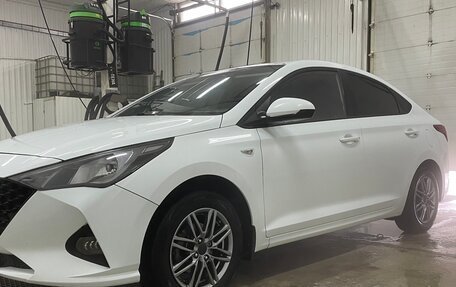 Hyundai Solaris II рестайлинг, 2020 год, 1 350 000 рублей, 6 фотография