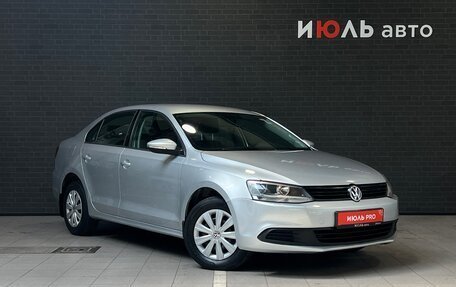Volkswagen Jetta VI, 2013 год, 1 150 000 рублей, 3 фотография