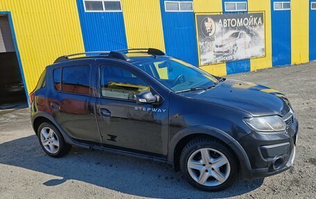 Renault Sandero II рестайлинг, 2014 год, 900 000 рублей, 3 фотография